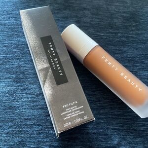 FENTY Beauty Pro Filt’R Soft Matte Longwear Foundation 425